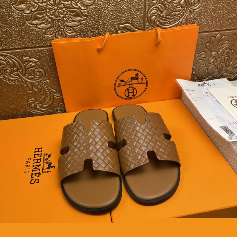 H**mes slippers